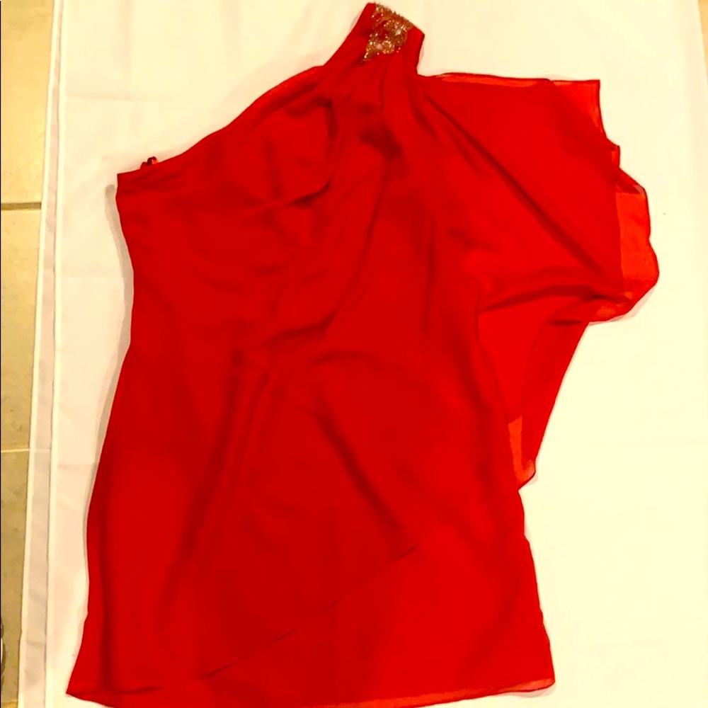One shoulder red dress